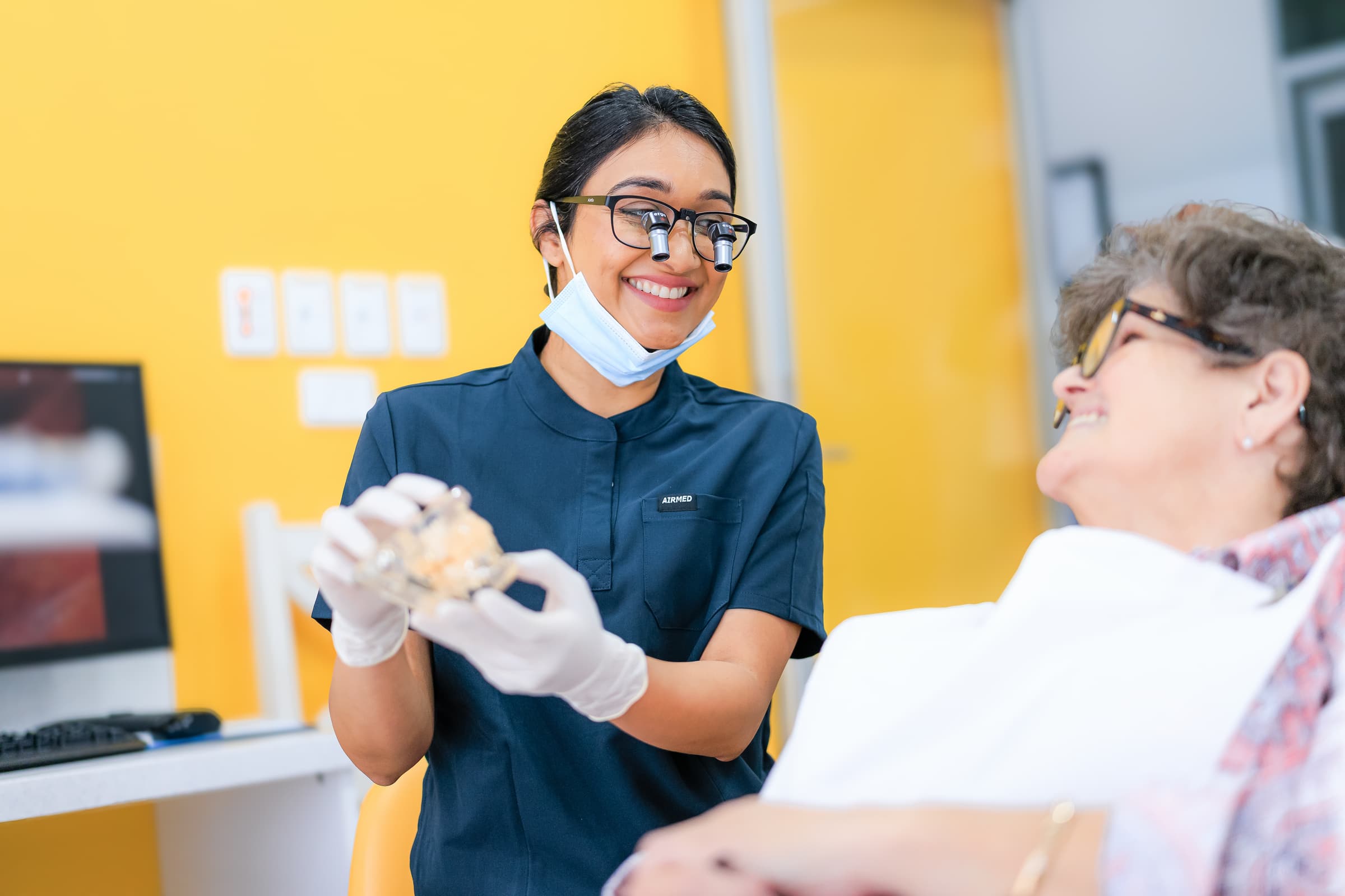 Sienna Smiles dental clinic in Hilbert
